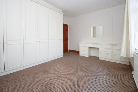 undefined, Manor Road, CM2