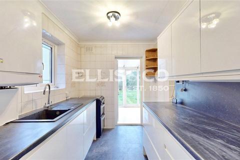 3 bedroom end of terrace house to rent, Warley Road, Hayes, UB4