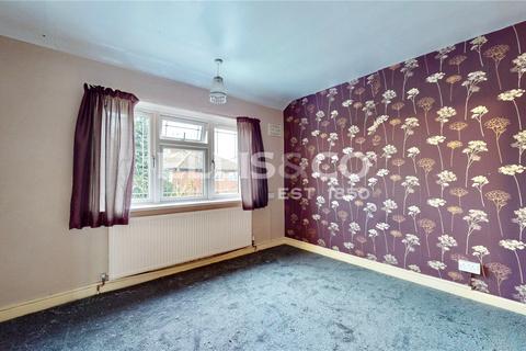 3 bedroom end of terrace house to rent, Warley Road, Hayes, UB4