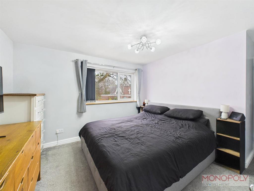 CAM04439 G0-PR0192-STILL016.jpg