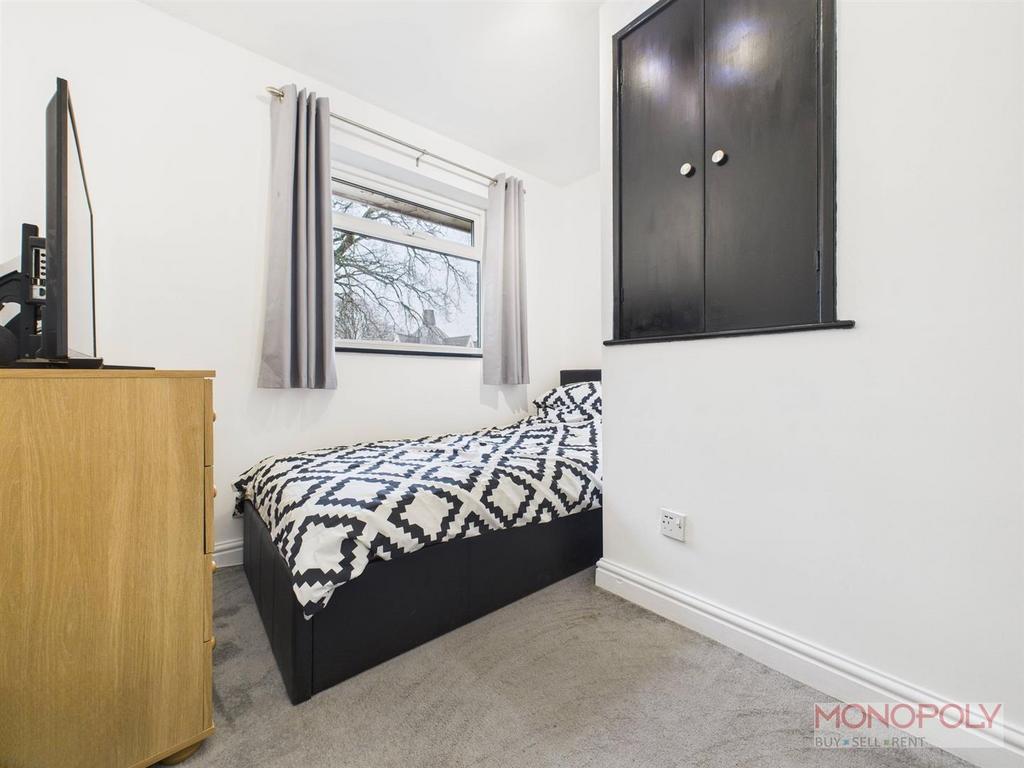 CAM04439 G0-PR0192-STILL019.jpg