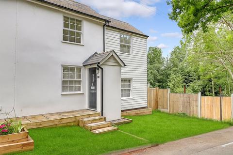3 bedroom semi-detached house for sale, Ivy Barn Lane, Margaretting, CM4