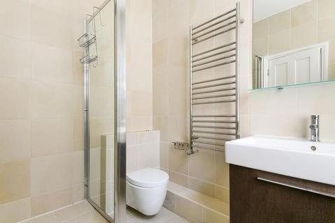 3 bedroom apartment to rent, Baker Street, London NW1
