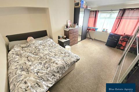 undefined, Worthing Road, Hounslow, TW5