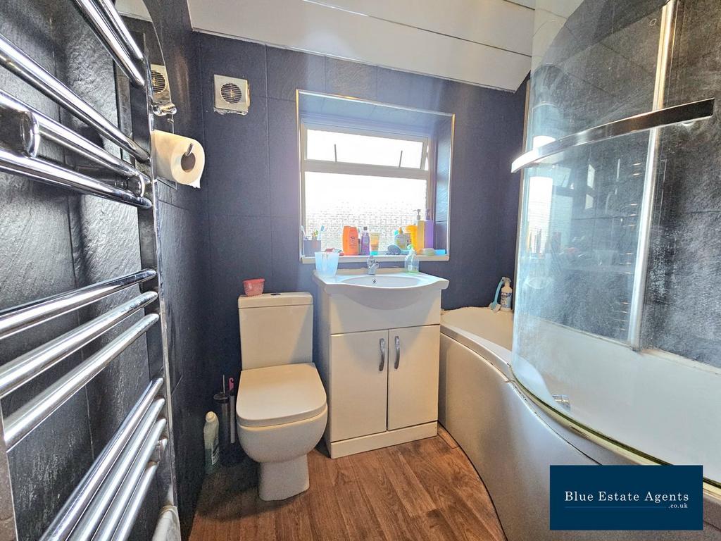 Bathroom Suite