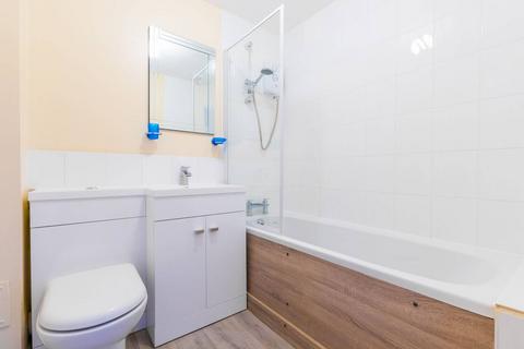 1 bedroom flat to rent, Bridge Meadows, New Cross, London, SE14