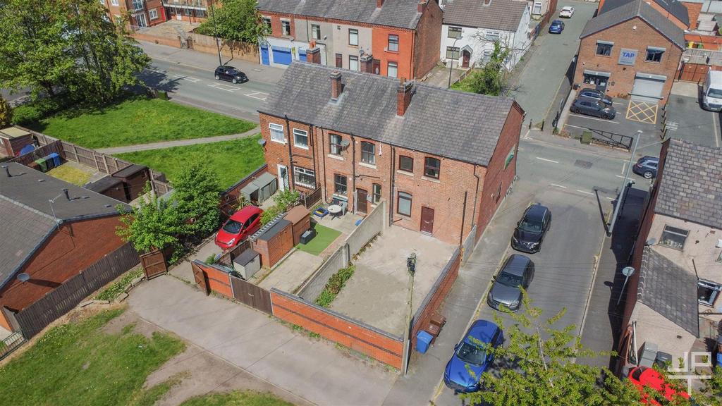 4 C9 Q10 PQ10e LG2 Wsexn B3 Q.jpg