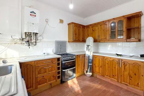 3 bedroom end of terrace house for sale, Hilden street, Bolton, Bolton, BL2 1JD