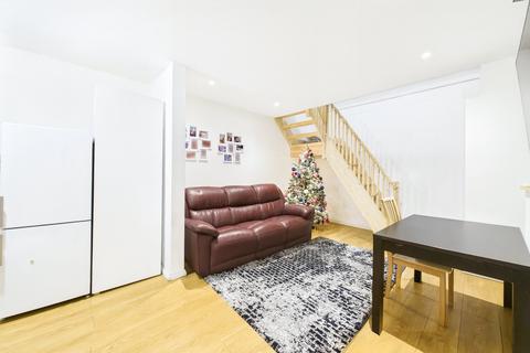 undefined, Easthampstead Road, Wokingham, Berkshire, RG40