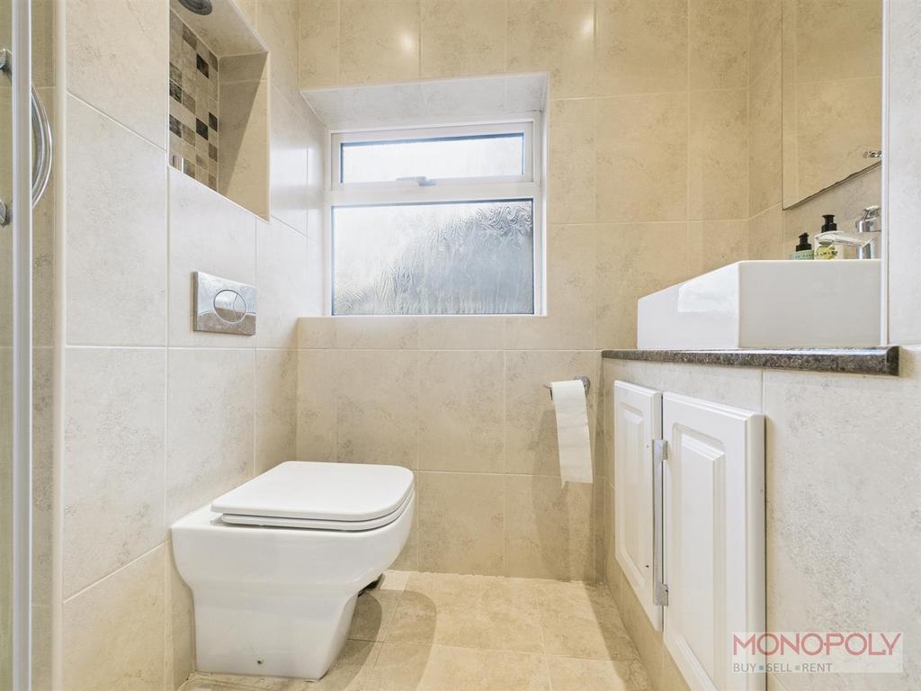 CAM01943 G0-PR0578-STILL019.jpg