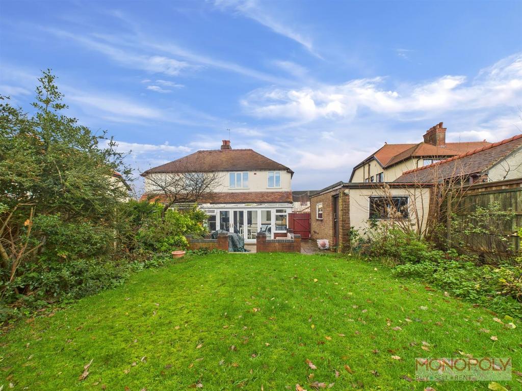 CAM01943 G0-PR0578-STILL005.jpg