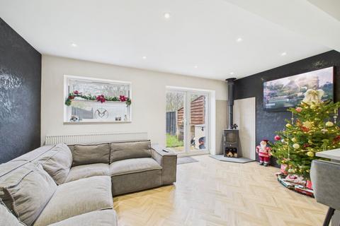 3 bedroom terraced house for sale, Main Road, Chelmsford CM3