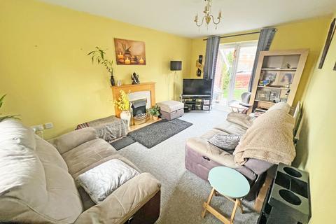 3 bedroom semi-detached house for sale, Wainwright Avenue, Hamilton, Leicester, Leicestershire, LE5 1QW