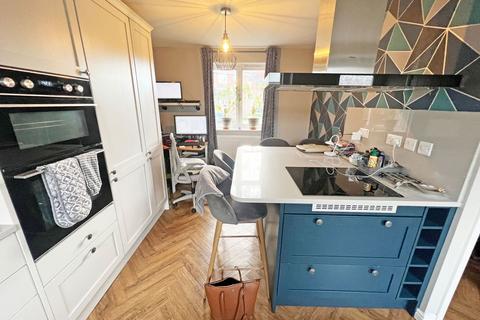 3 bedroom semi-detached house for sale, Wainwright Avenue, Hamilton, Leicester, Leicestershire, LE5 1QW