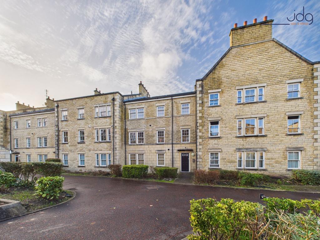 Welcome to Harrier Court Fenton Street