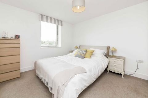 2 bedroom flat for sale, Loudoun Road, London NW8