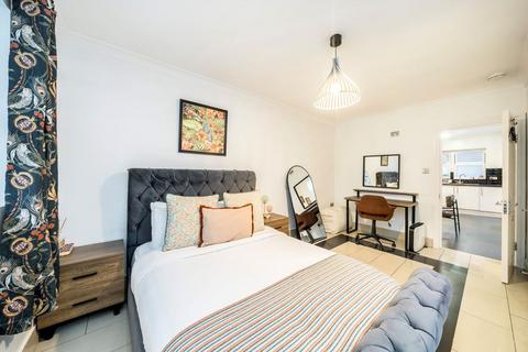 undefined, Mare Street, LONDON E8