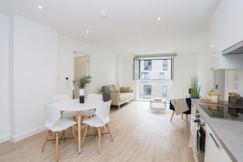 2 bedroom apartment to rent, Clippers Quay Salford M50