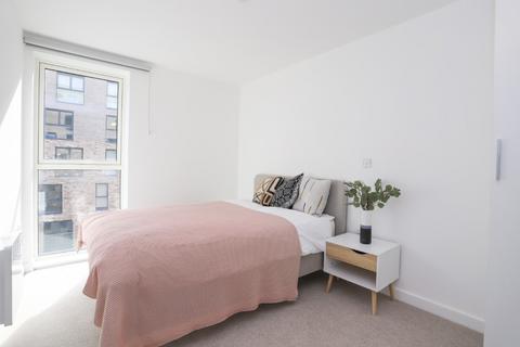 2 bedroom apartment to rent, Clippers Quay Salford M50
