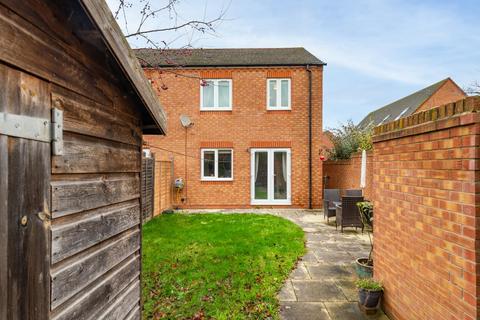 undefined, Priors Grove Close, Warwick