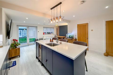3 bedroom terraced house for sale, Harvey Road, London Colney, St. Albans, Hertfordshire, AL2