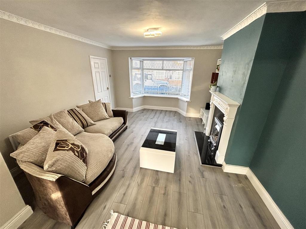 Open Plan Living and Dining Room