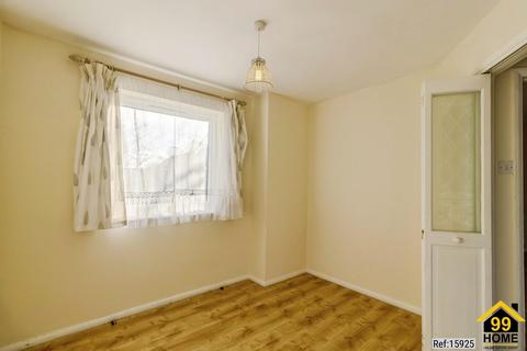 undefined, Huckleberry Close, Milton Keynes, MK7