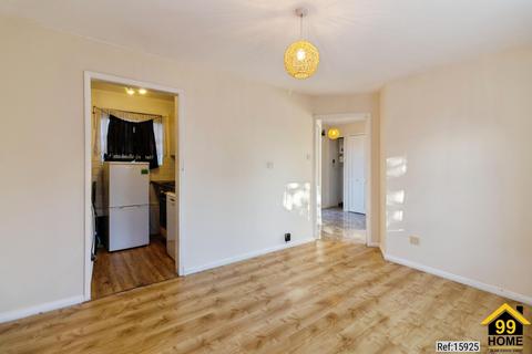 undefined, Huckleberry Close, Milton Keynes, MK7