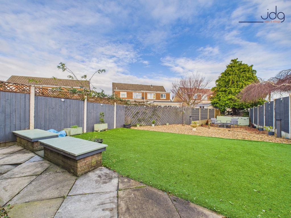 Spacious North rear garden with patio,...