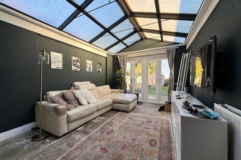 undefined, High Road, Chipstead, Coulsdon, Surrey, CR5