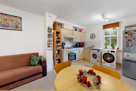 2 bedroom apartment to rent, Mackeson Road, London NW3