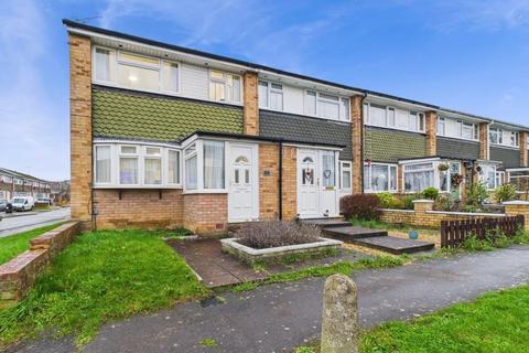Poole Close, Tilehurst, Reading, RG30