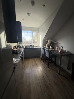 2 bedroom flat to rent, 86 North Sherwood Street, Nottingham NG1