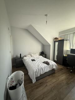 2 bedroom flat to rent, 86 North Sherwood Street, Nottingham NG1