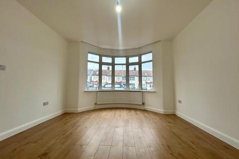 undefined, 3 Bedroom House For Rent London, N13