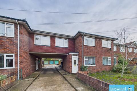 undefined, Chesterfield court, Ashford