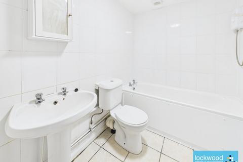 undefined, Chesterfield court, Ashford