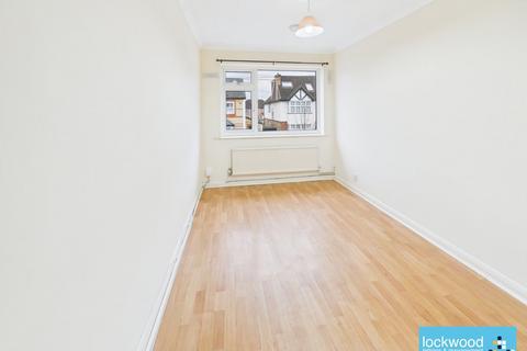 undefined, Chesterfield court, Ashford