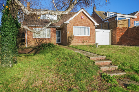 3 bedroom detached house for sale - Charles Drive, Rochester ME2