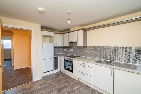 2 bedroom flat to rent, Gorgie Road, Chesser, Edinburgh