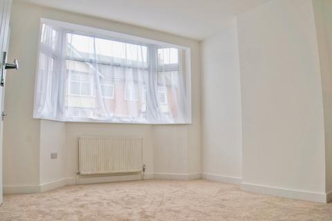3 bedroom terraced house for sale, Frisby Road, Humberstone, Leicester, LE5