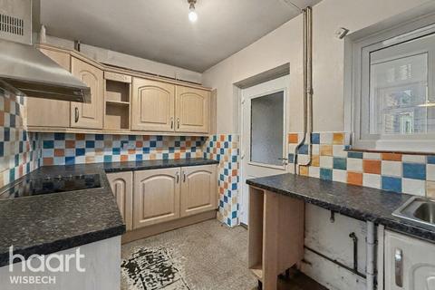 undefined, Limes Avenue, Elm