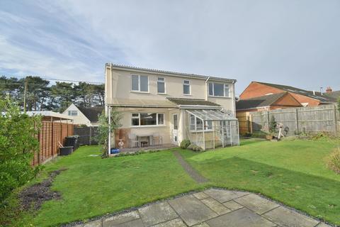 5 bedroom detached house for sale, Tricketts Lane, Ferndown, BH22