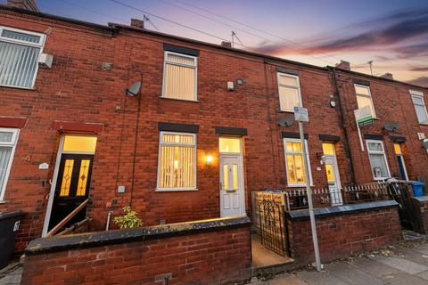 2 bedroom terraced house to rent, Shaftesbury Road, Swinton, M27