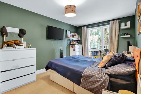 undefined, Bracknell RG12