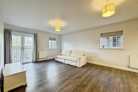 2 bedroom flat to rent, 8 Toddbrook Close, West Didsbury, Manchester, M20