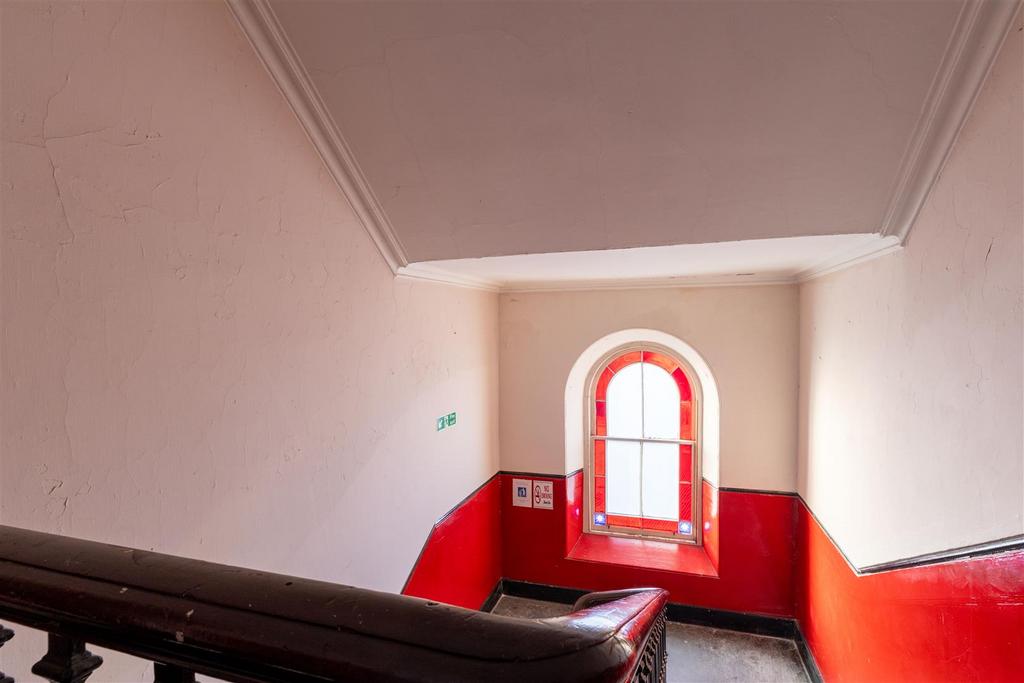 4 L, 94 Commercial Street Dundee-21.jpg