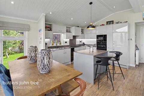 3 bedroom bungalow for sale, Hunters Pointe, Somerford, CW12
