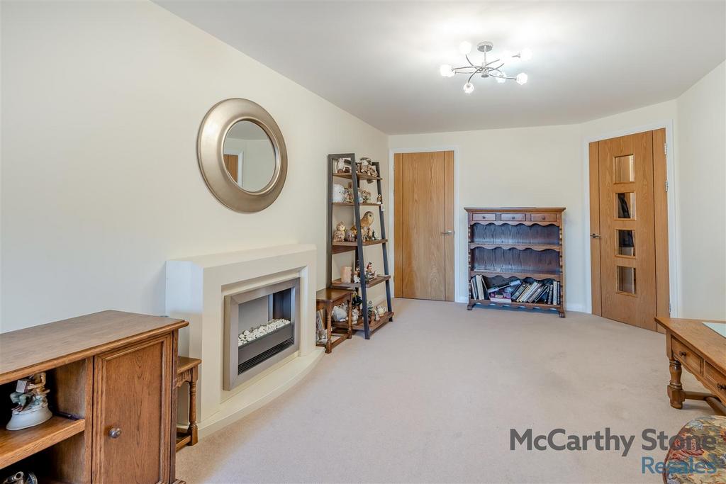 8672899-interior11.jpg