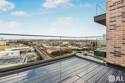 2 bedroom apartment to rent, Creek Lane, London SW18